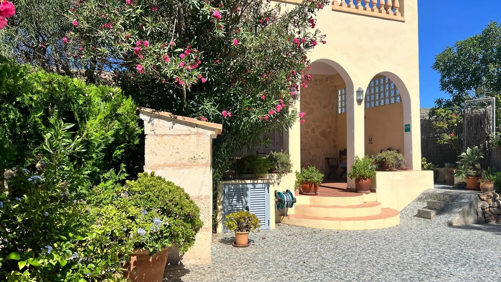 Contacts de Casa Vieja